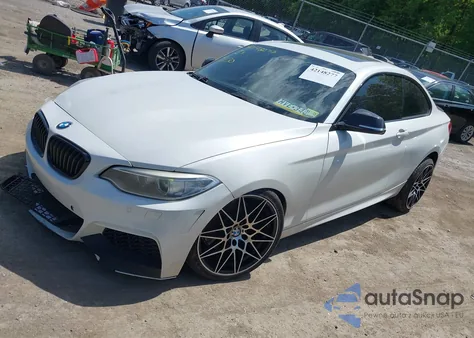 2015 BMW M235 xDrive z USA, uszkodzony, nr VIN WBA1J9C57FV371050